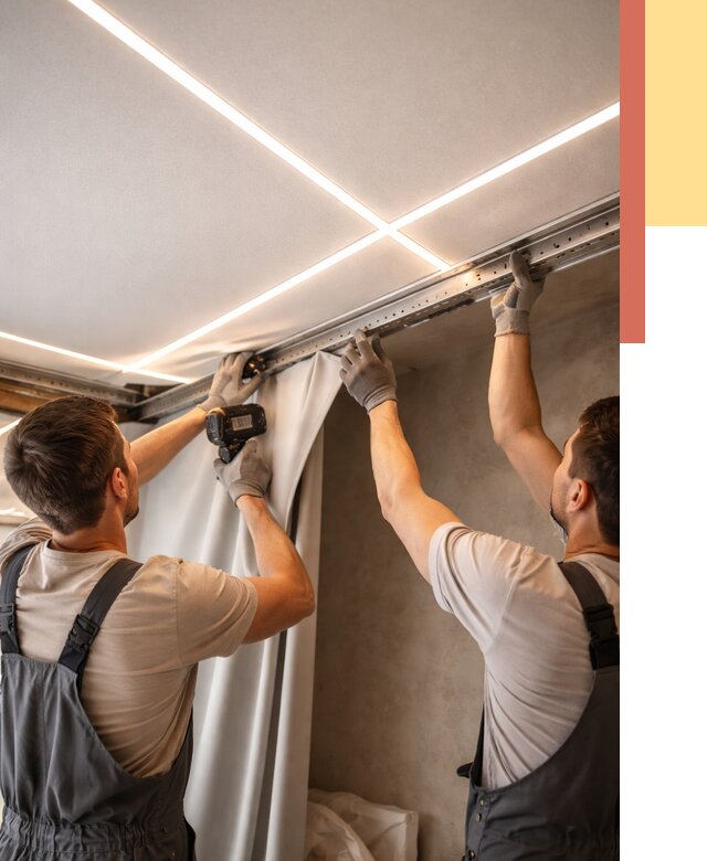 Монтаж натяжного потолка со световыми линиями в Ахтубинске от 1243 руб. | ОТДЕЛОЧНИК-Хтб