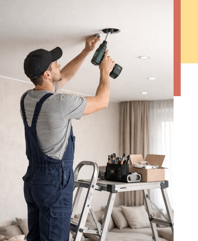 Установка и монтаж точечных светильников в натяжной потолок в Ахтубинске от 1864 руб. | ОТДЕЛОЧНИК-Хтб